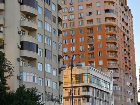 Elan №6356925 - Bakı, İnşaatçılar m., 2 otaqlı, 75 m², 3/17 mərtəbə