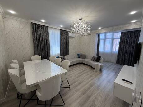 Объявление №6357019 - Баку, м. Иншаатчылар, 3-комн., 130 м², 10/18 этаж