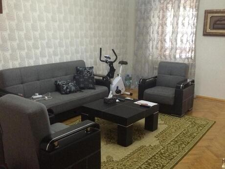 2 otaqlı mənzil, 80 m², 28 May: 270 000 ₼ 2