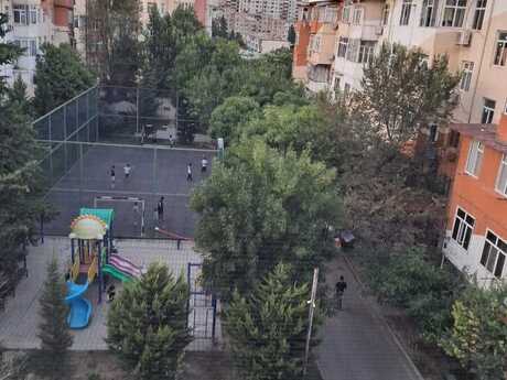 Elan №6357228 - Bakı, Memar Əcəmi m., 3 otaqlı, 70 m², 4/5 mərtəbə