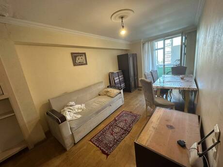2 otaqlı köhnə tikili - Gənclik m. - 65 m²