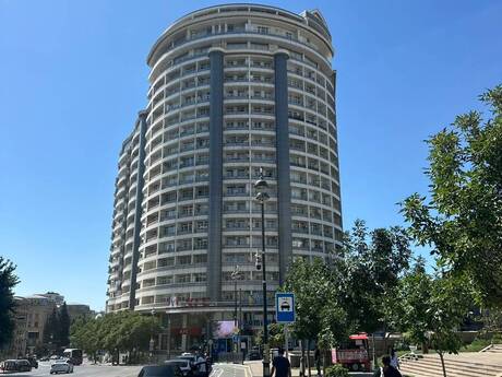 Elan №6357132 - Bakı, Nizami m., 3 otaqlı, 150 m²