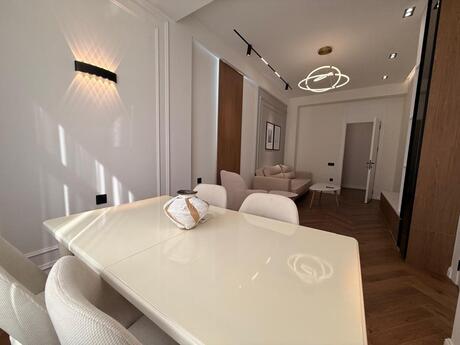 3 otaqlı mənzil, 110 m², Nərimanov: 437 000 ₼ 2