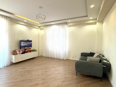 3 otaqlı mənzil, 122 m², Yasamal: 385 000 ₼ 2