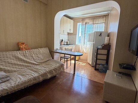 1 otaqlı köhnə tikili - Yeni Yasamal q. - 45 m²