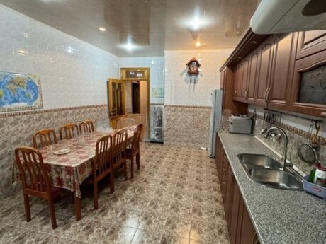 4 otaqlı mənzil, 180 m², Nəsimi: 450 000 ₼ 3