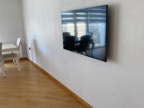 Kirayə 3 otaqlı mənzil, 150 m², İnşaatçılar: 1 100 ₼/ay 4