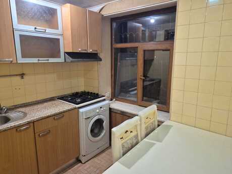 Объявление №6357447 - Баку, м. Элмляр Академиясы, 2-комн., 60 м², 5/5 этаж