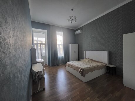 Объявление №6357461 - Баку, м. Ичеришехер, 2-комн., 62 м², 3/3 этаж