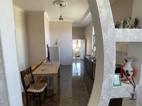 5 otaqlı həyət evi, 140 m², Yasamal: 198 000 ₼ 3
