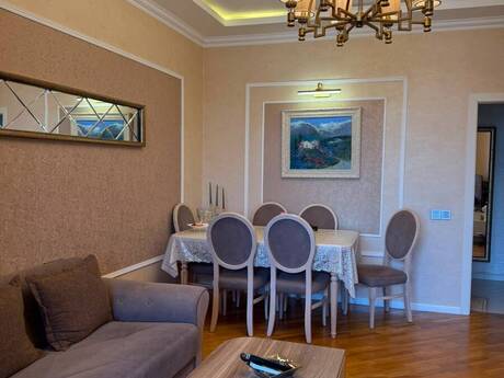 3-комн. новостройка - м. Иншаатчылар - 80 м²