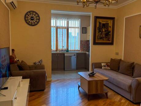3-комн. новостройка - м. Иншаатчылар - 80 м²