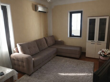 Объявление №6357519 - Баку, пос. 8-й мкр, 2-комн., 65 м², 5/12 этаж