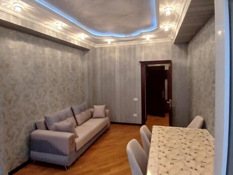 2 otaqlı yeni tikili - İnşaatçılar m. - 75 m²