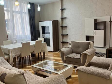 Elan №6357889 - Bakı, Xətai r., 3 otaqlı, 120 m², 14/18 mərtəbə