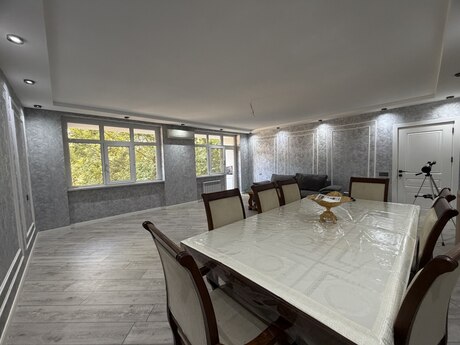 5 otaqlı mənzil, 120 m², Bakıxanov: 285 000 ₼ 2