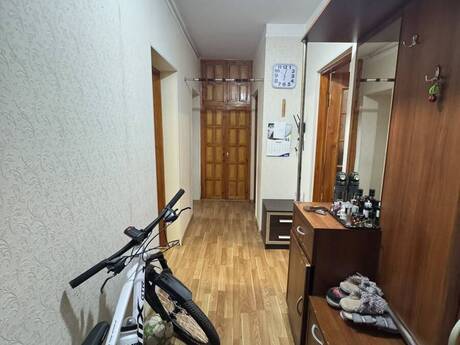 Объявление №6357922 - Баку, пос. Бакиханова, 3-комн., 70 м², 5/5 этаж