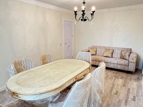 2 otaqlı köhnə tikili - İnşaatçılar m. - 55 m²