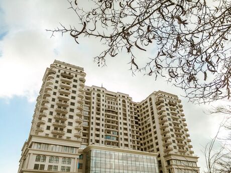 2 rooms · 93 m² · floor 8/18, Elmlər Akademiyası