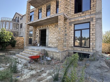 7 otaqlı həyət evi, 400 m², Saray: 215 000 ₼ 2