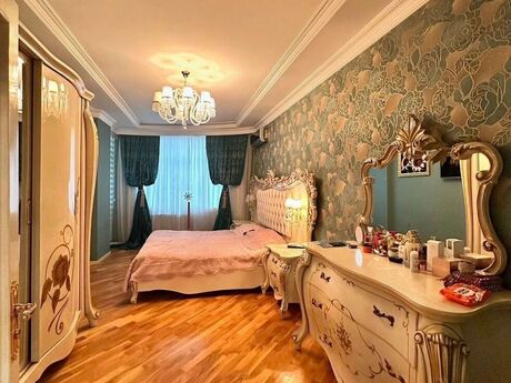 3 otaqlı mənzil, 135 m², İnşaatçılar: 330 000 ₼ 3
