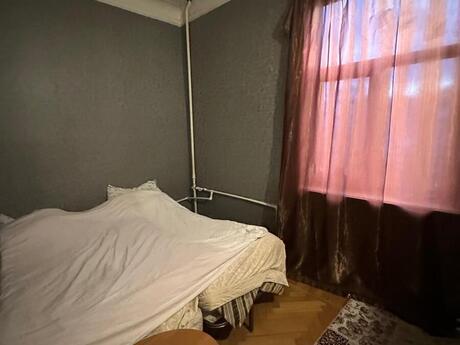 2 otaqlı köhnə tikili - Gənclik m. - 50 m²