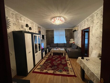 Elan №6358384 - Bakı, Xalqlar Dostluğu m., 4 otaqlı, 105 m², 5/5 mərtəbə