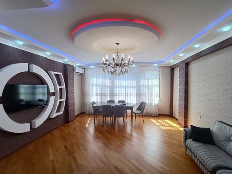 Объявление №6358410 - Баку, м. Шах Исмаил Хатаи, 3-комн., 140 м², 9/16 этаж