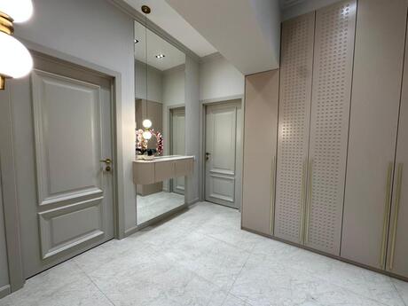 Elan №6358416 - Bakı, Şah İsmayıl Xətai m., 3 otaqlı, 91 m², 9/17 mərtəbə