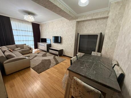 Объявление №6359159 - Баку, м. Иншаатчылар, 2-комн., 80 м², 10/20 этаж