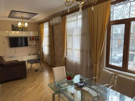 2 otaqlı mənzil, 79 m², Elmlər Akademiyası: 250 000 ₼ 2