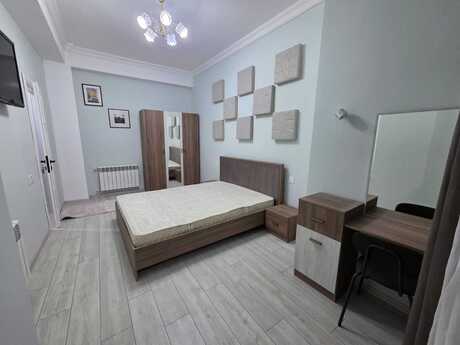 Elan №6358612 - Bakı, Bayıl q., 1 otaqlı, 40 m², 1/5 mərtəbə