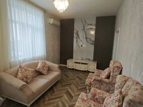 Объявление №6358694 - Баку, м. Гянджлик, 3-комн., 160 м²