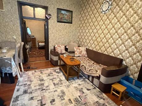 Объявление №6358718 - Баку, м. Низами, 3-комн., 90 м², 1/3 этаж