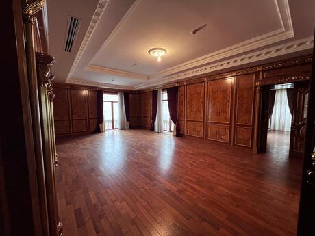 7 otaqlı mənzil, 420 m², Sahil: 1 990 000 ₼ 2