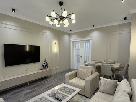 2-room apartment, 93 m², Zümrüd Residence: 400 000 ₼ 2