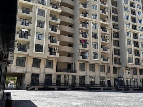 Elan №6358927 - Bakı, Şah İsmayıl Xətai m., 4 otaqlı, 175 m², 14/17 mərtəbə