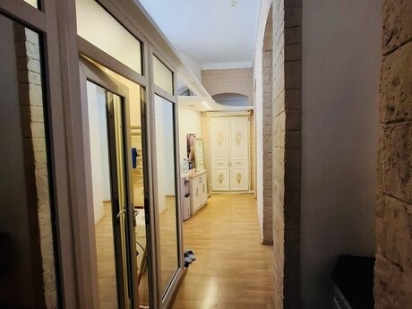 3 otaqlı mənzil, 95 m², Sahil: 360 000 ₼ 4