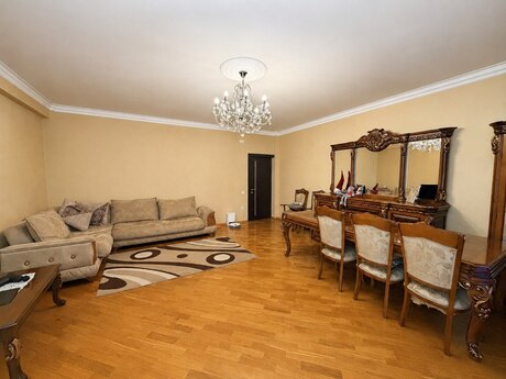 2 otaqlı mənzil, 110 m², İnşaatçılar: 264 000 ₼ 2