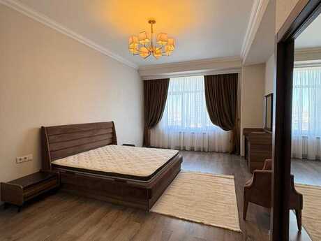Kirayə 4 otaqlı mənzil, 220 m², Ağ şəhər: 2 500 ₼/ay 3