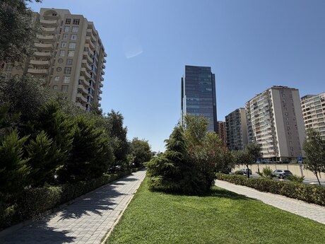 3-room apartment, 123 m², Şah İsmayıl Xətai: 330 000 ₼ 4