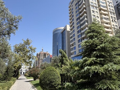 3-room apartment, 123 m², Şah İsmayıl Xətai: 330 000 ₼ 3