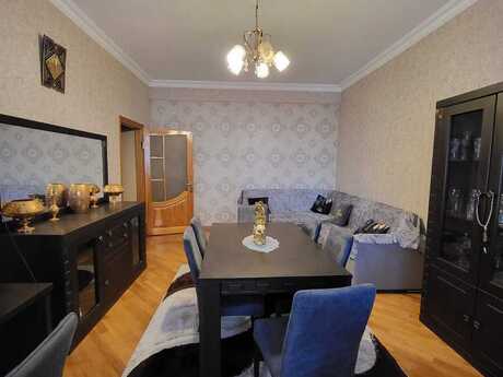 2-комнатная квартира, 80 м², 28 May: 255 000 ₼ 2
