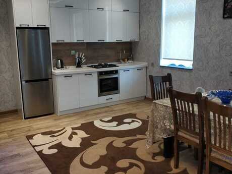 3-комн. новостройка - м. Низами - 80 м²