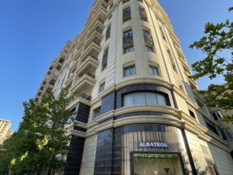 8 otaqlı yeni tikili - Nizami m. - 890 m²