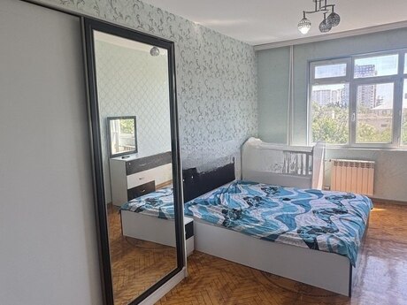 2-room apartment for rent, 55 m², 7-ci mikrorayon: 650 ₼/mo 3