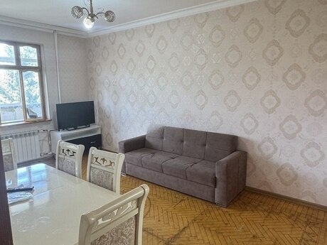 Elan №6359447 - Bakı, 7-ci mikrorayon q., 2 otaqlı, 55 m², 4/5 mərtəbə