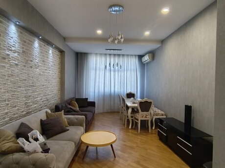 Elan №6359471 - Bakı, Neftçilər m., 3 otaqlı, 100 m², 7/13 mərtəbə