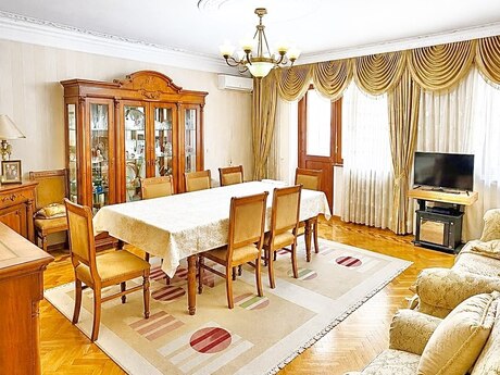 Elan №6359527 - Bakı, Qara Qarayev m., 3 otaqlı, 135 m², 2/5 mərtəbə