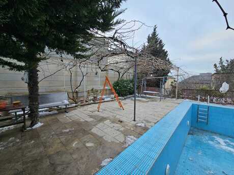 6 otaqlı həyət evi/bağ evi - Köhnə Günəşli q. - 550 m²